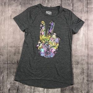 Modern Lux Peace & Love Gray Crew T Neck Tee- size XS